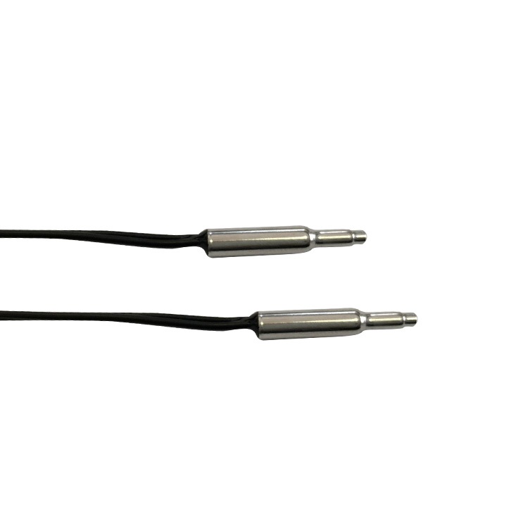 Fast reaction temperature sensor for heater and oven